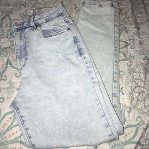 Mom jeans